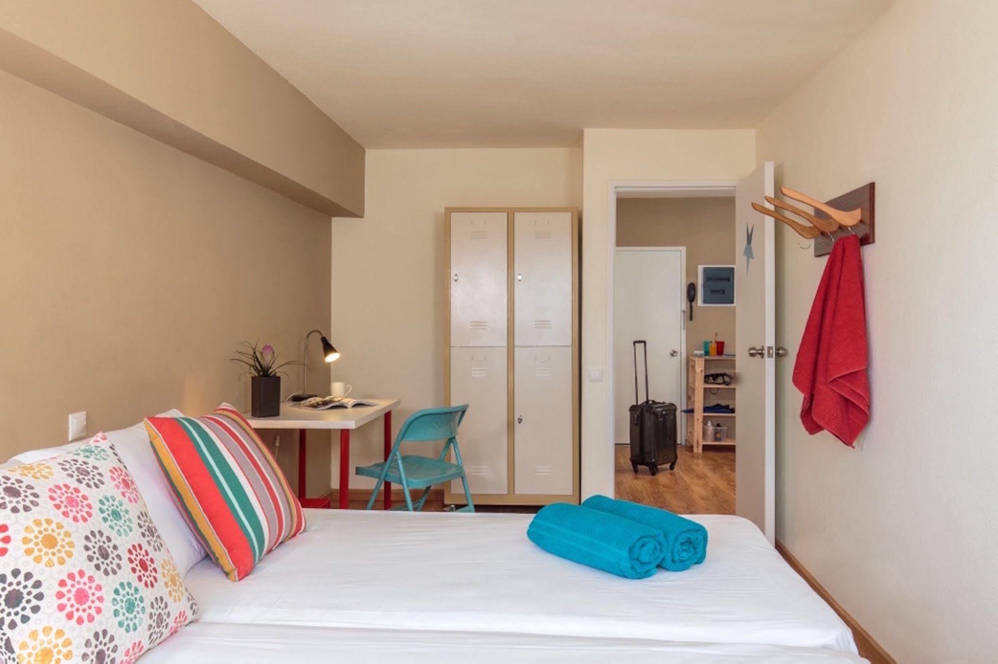 Stay Rhodes Hostel & Bar Rhodes City Exterior foto